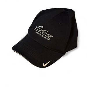Nike Golf Black Signature Cap